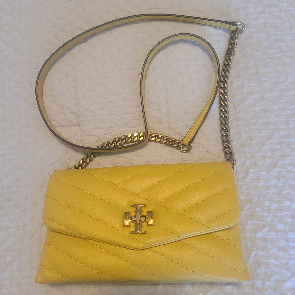 Tory Burch Kira Mini Chevron crossbody bag. Mustard  gold hardware like new